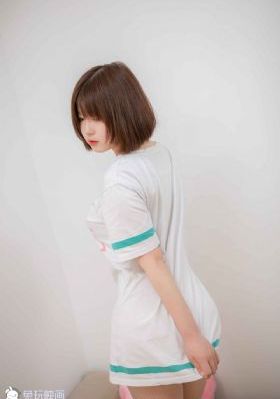 美女免费看片